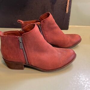 Lucky Brand Basel Boots Women’s Size 7 Brick Red Nubuck Leather w/Side Zippers
